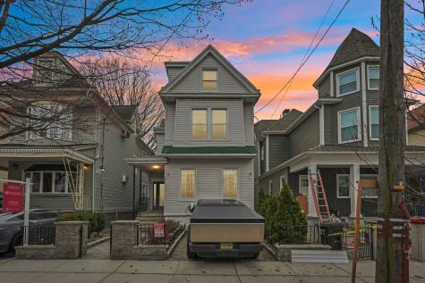 31 47th Street Weehawken NJ 07086