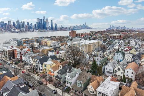 31 47TH Street Weehawken NJ 07086