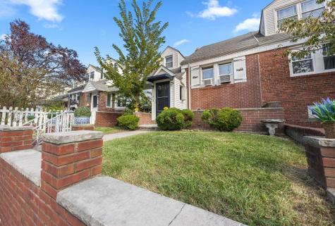 4 Parkside Lane Bayonne NJ 07002