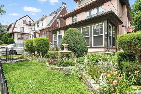 20 75th Street North Bergen NJ 07047