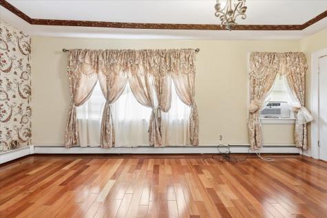 20 75th Street North Bergen NJ 07047