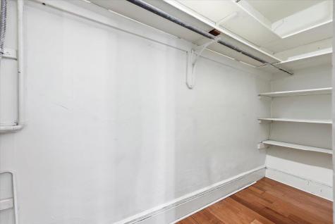 20 75th Street North Bergen NJ 07047