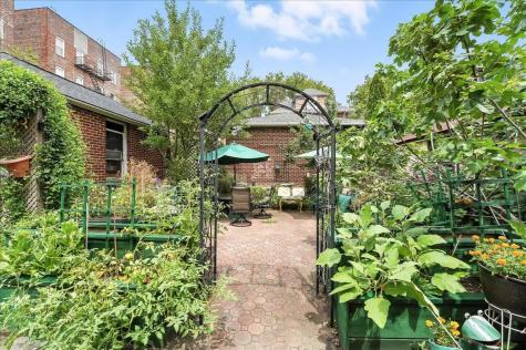 20 75th Street North Bergen NJ 07047