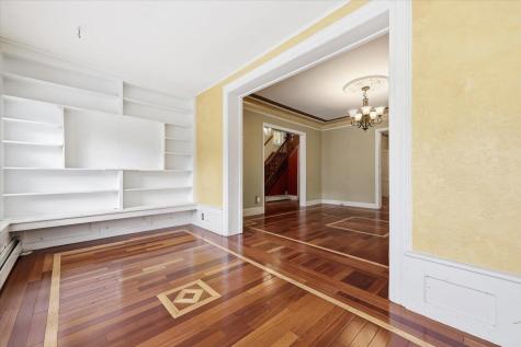 20 75th Street North Bergen NJ 07047