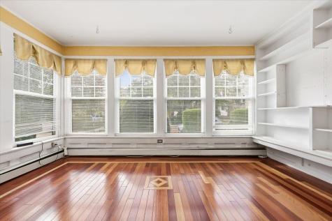 20 75th Street North Bergen NJ 07047