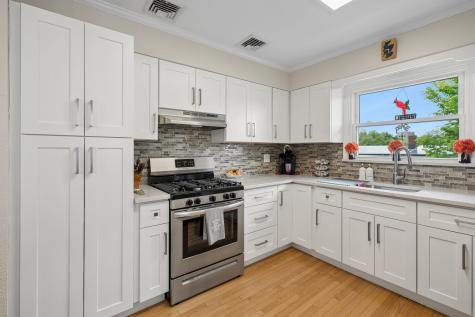 95 Park Place Kearny NJ 07032