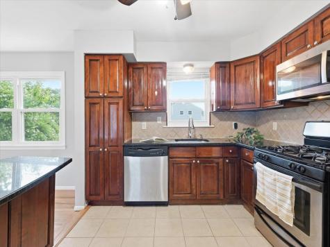 27 Carolyn Road Belleville NJ 07109