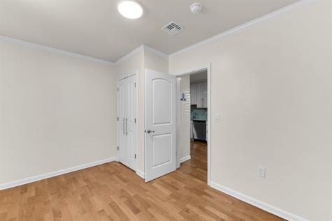 1208 67th Street North Bergen NJ 07047-3701