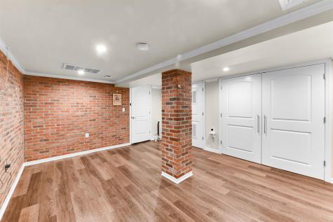 1208 67th Street North Bergen NJ 07047-3701