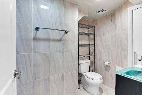 1208 67th Street North Bergen NJ 07047-3701