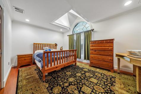 18 Gail Place Secaucus NJ 07094