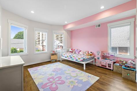 19 78th Street North Bergen NJ 07047