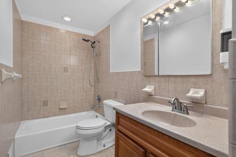 87 West 9th Street Bayonne NJ 07002