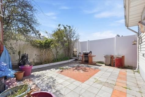 4701 Aschoff Place North Bergen NJ 07047