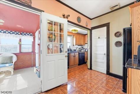 4701 Aschoff Place North Bergen NJ 07047