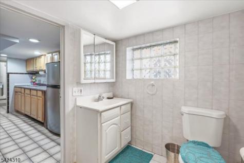 4701 Aschoff Place North Bergen NJ 07047