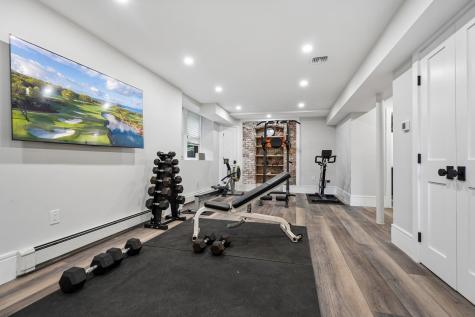 6 Edgehill Road West Orange NJ 07052-4922
