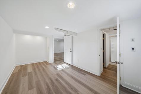 696 1st Street Secaucus NJ 07094