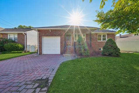 696 1st Street Secaucus NJ 07094