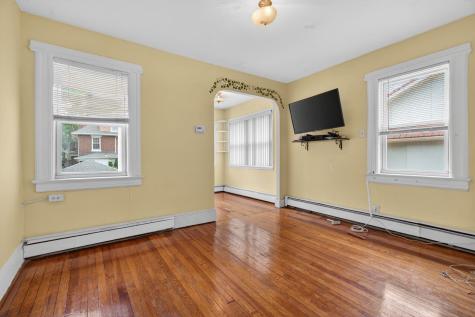 20 75th Street North Bergen NJ 07047