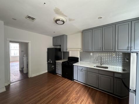 60.5 Oak Street Jersey City NJ 07404