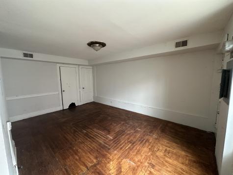 60.5 Oak Street Jersey City NJ 07404