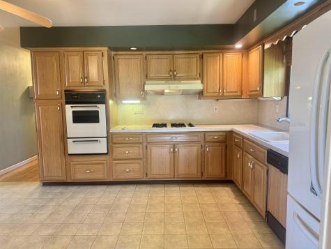 1033 Park Drive Secaucus NJ 07094