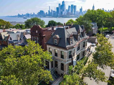 901 Castle Point Terrace Hoboken NJ 07030