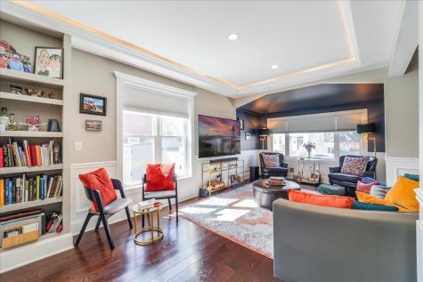 10-12 Hartley Place Bayonne NJ 07002