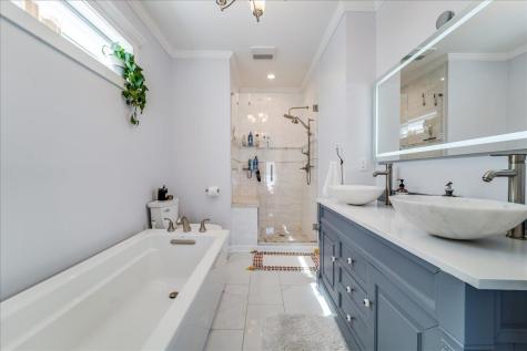 10-12 Hartley Place Bayonne NJ 07002