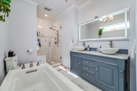 10-12 Hartley Place Bayonne NJ 07002