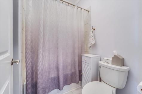 10-12 Hartley Place Bayonne NJ 07002