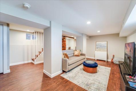 10-12 Hartley Place Bayonne NJ 07002