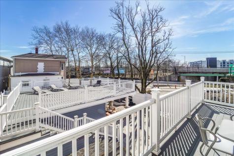 10-12 Hartley Place Bayonne NJ 07002