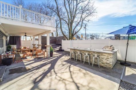 10-12 Hartley Place Bayonne NJ 07002