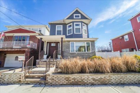 10-12 Hartley Place Bayonne NJ 07002