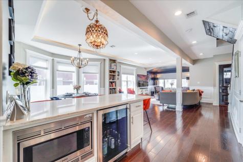 10-12 Hartley Place Bayonne NJ 07002