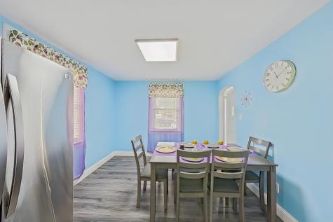 811 Lincoln Avenue Burlington City NJ 08016-2401