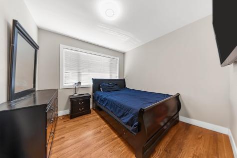 1466 44th Street North Bergen NJ 07047