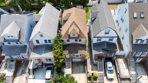 36 West 48th Street Bayonne NJ 07002