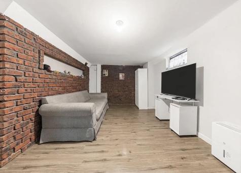 1466 44th Street North Bergen NJ 07047