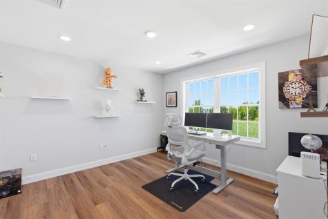 38 W Concourse Aberdeen Township NJ 07735