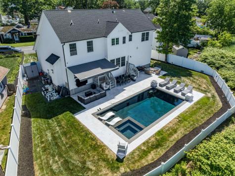 38 W Concourse Aberdeen Township NJ 07735