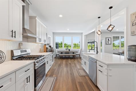 38 W Concourse Aberdeen Township NJ 07735