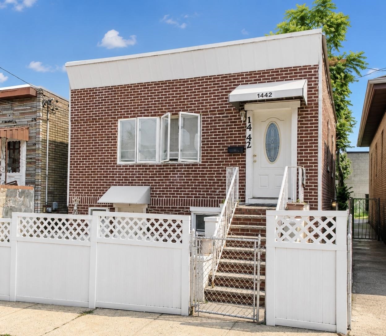 1442 44th Street North Bergen NJ 07047