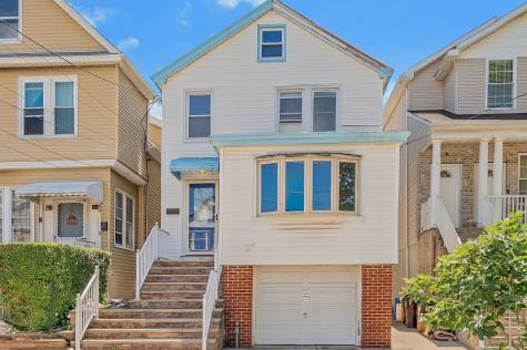 94 West 43rd Street Bayonne NJ 07002