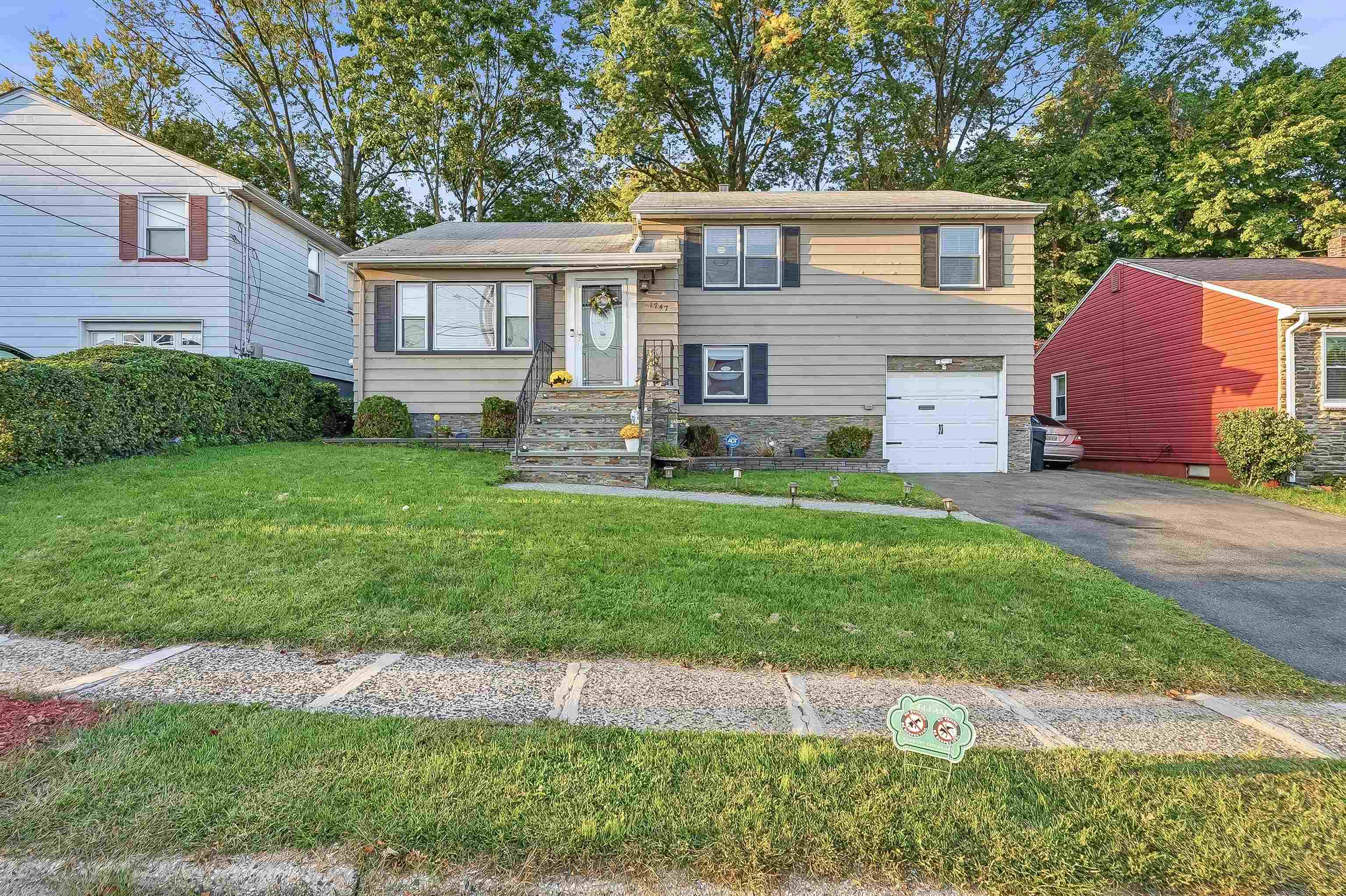 1747 Colgate Place Union Twp NJ 07083