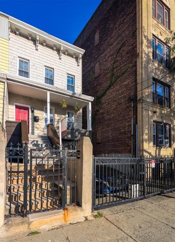 72 Romaine Avenue Jersey City NJ 07306