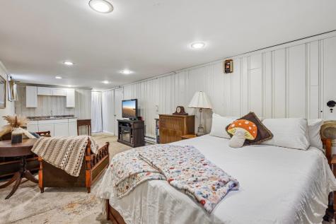 1303 82nd Street North Bergen NJ 07047