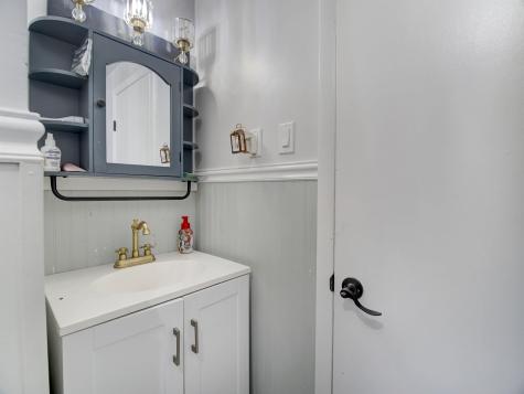 26 East 49th Street Bayonne NJ 07002